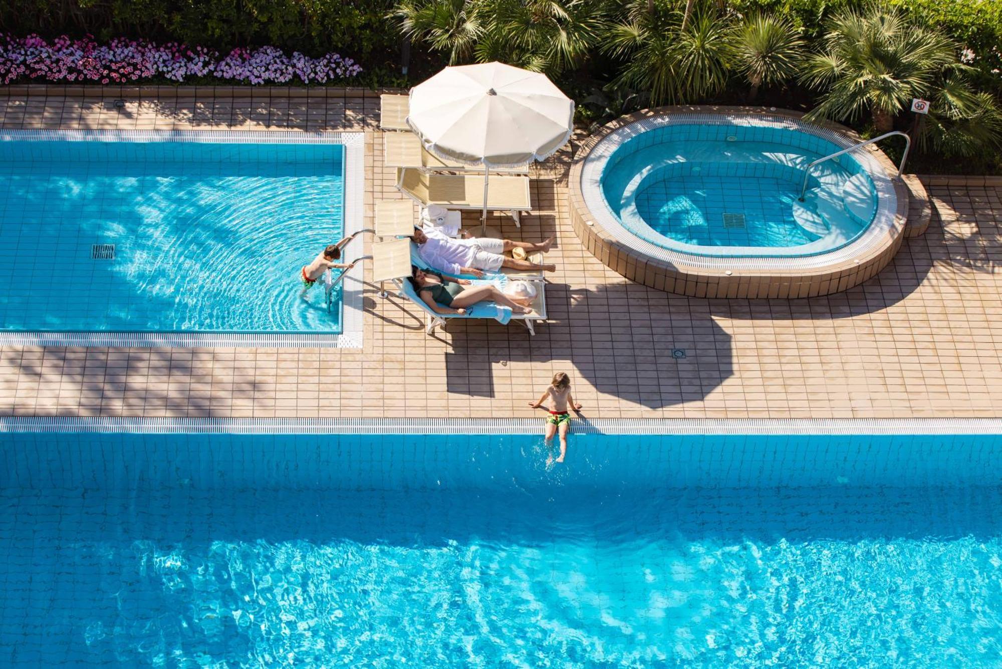 Hotel Atlantic Λινιάνο Σαμπιαντόρο Εξωτερικό φωτογραφία