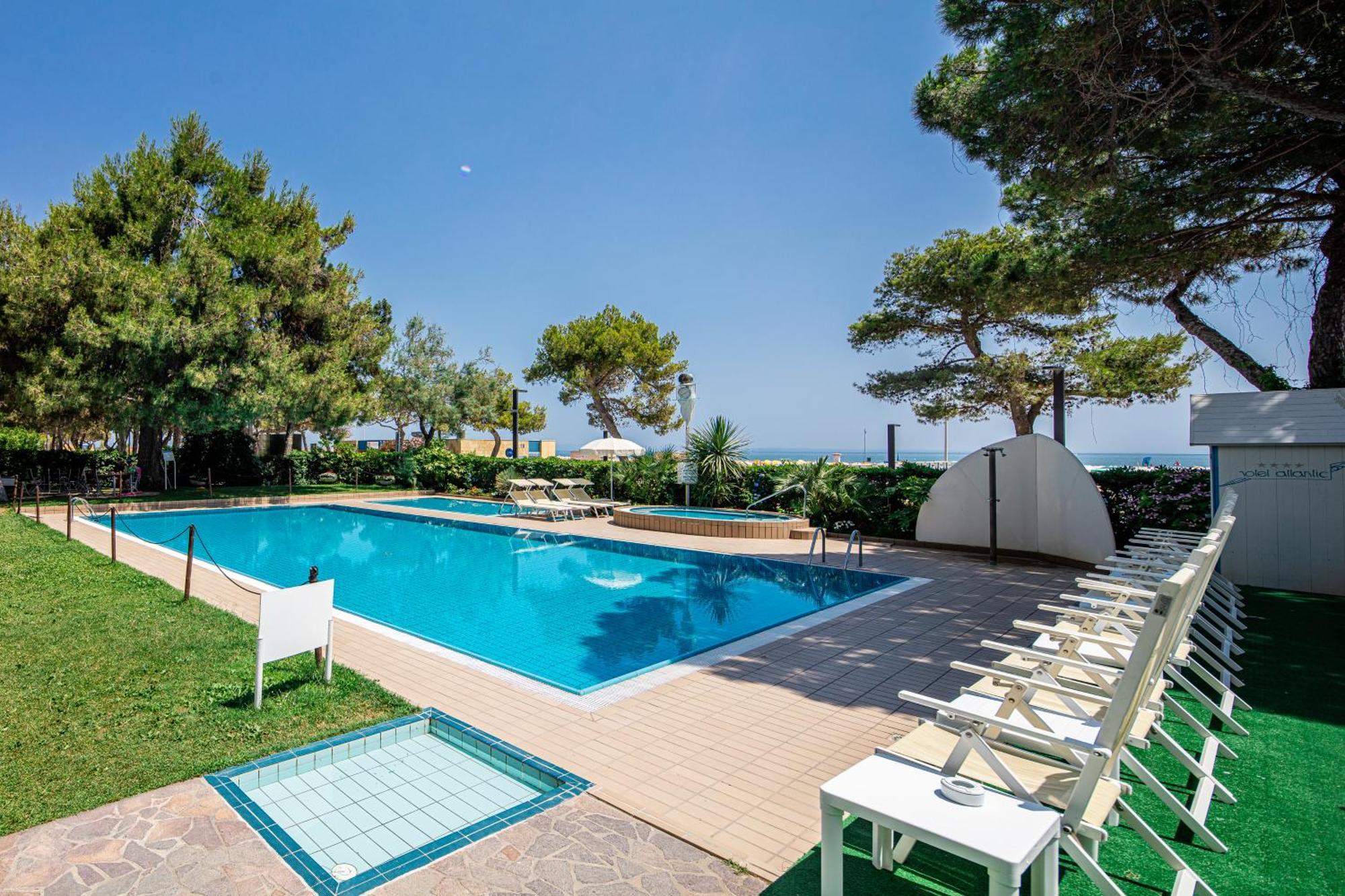 Hotel Atlantic Λινιάνο Σαμπιαντόρο Εξωτερικό φωτογραφία